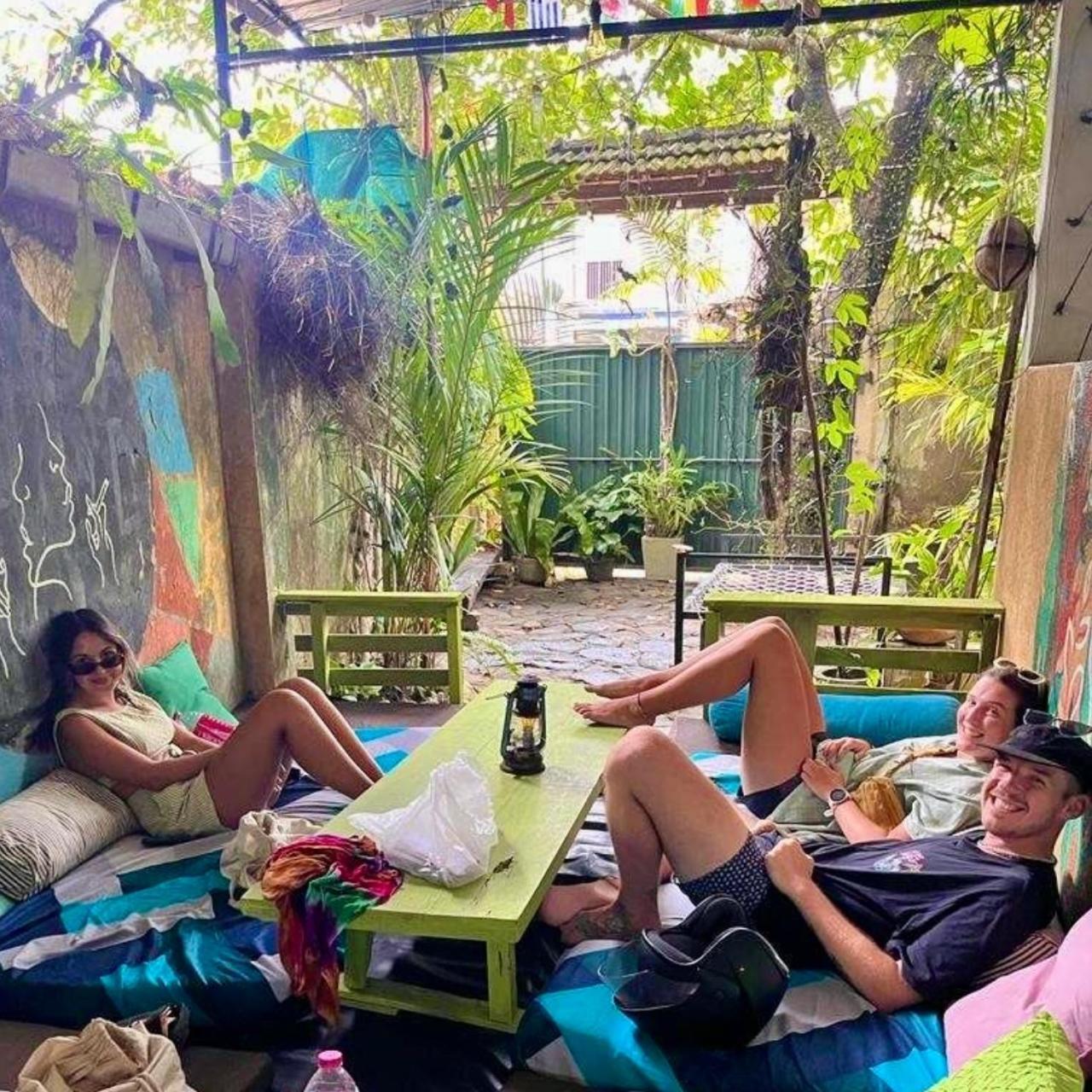 Cycling Backpacker Hostel & Cafe 우나와투나 외부 사진