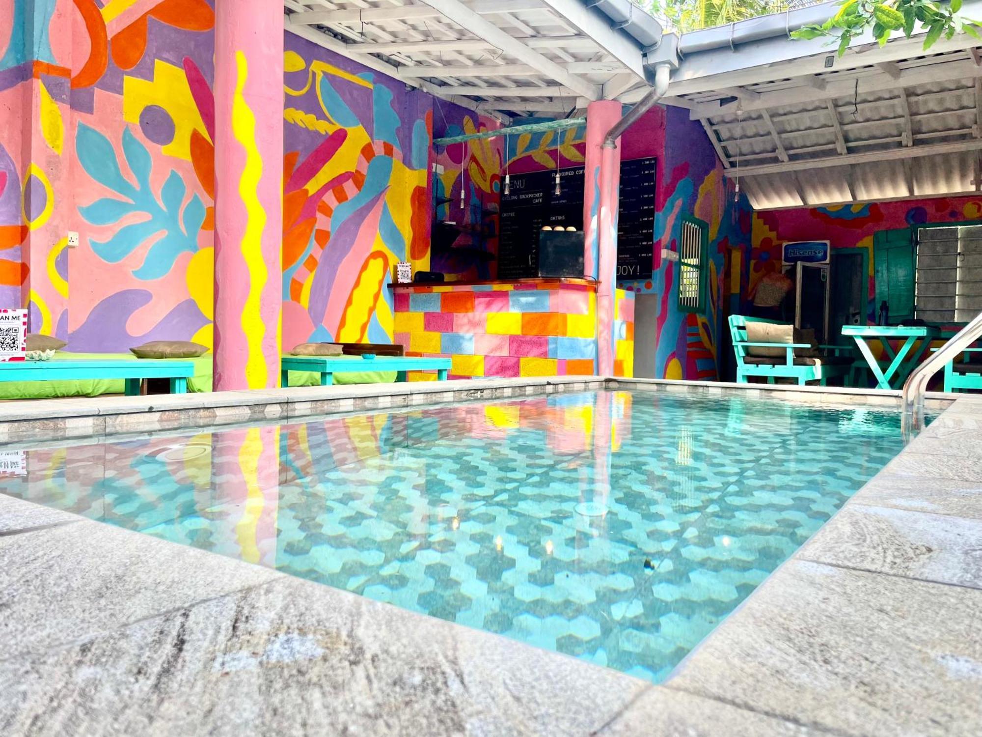 Cycling Backpacker Hostel & Cafe 우나와투나 외부 사진