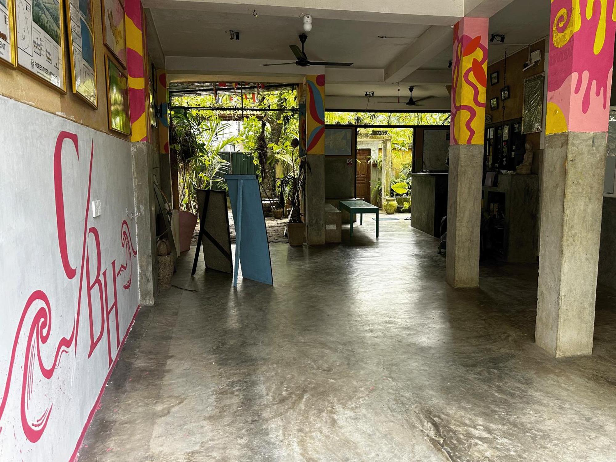 Cycling Backpacker Hostel & Cafe 우나와투나 외부 사진